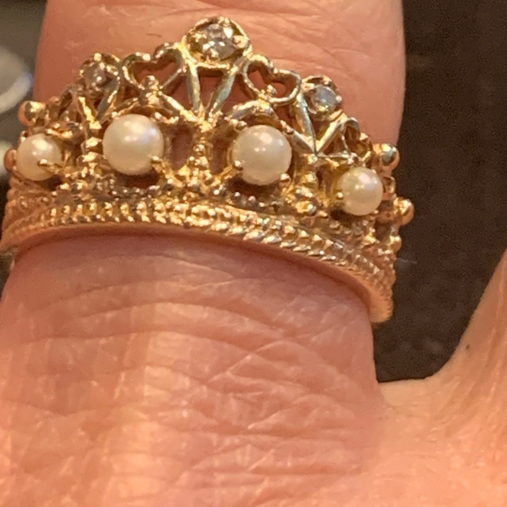 14K Vintage Crown Pearl and Diamond Ring Sz8